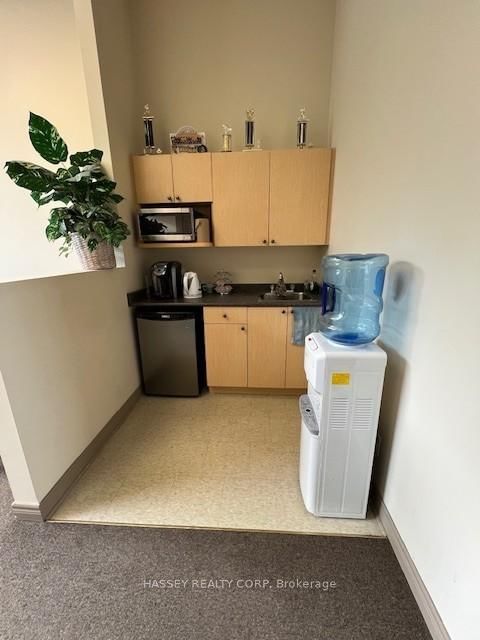 7 - 229 Mapleview Dr E, Barrie, L4N 0W5 | Image 3