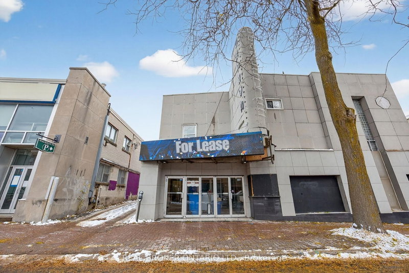 16 West St S, Orillia, L3V 5B8 | Image 2