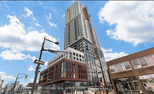 2001 - 39 Mary St Street