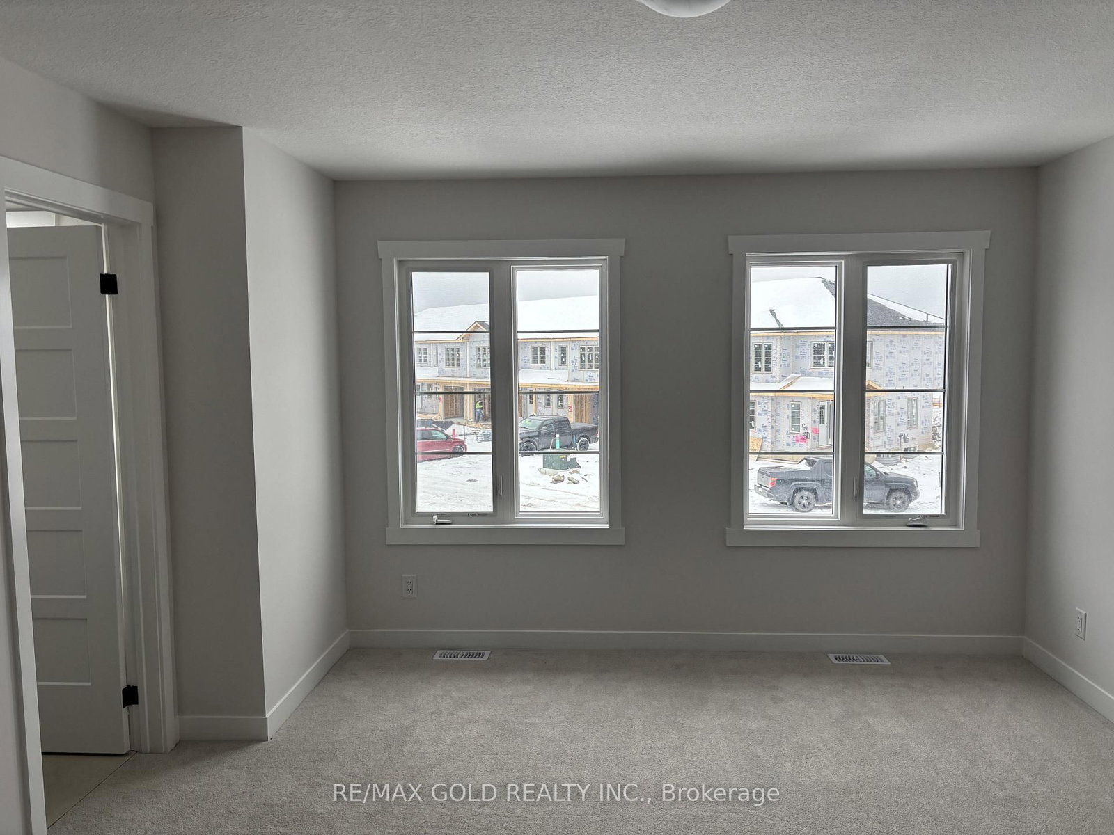 Townhouse for sale at LOT 10-169 Queen Street, Springwater, Ontario, L0L 1P0 - Elmvale - MLS: S12604072