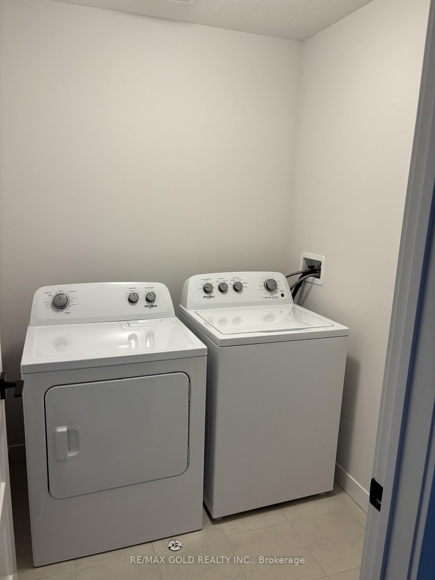 Townhouse for sale at LOT 10-169 Queen Street, Springwater, Ontario, L0L 1P0 - Elmvale - MLS: S12604072