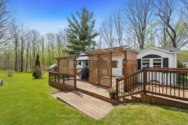 home for sale on 7-5411 Elliott Sideroad