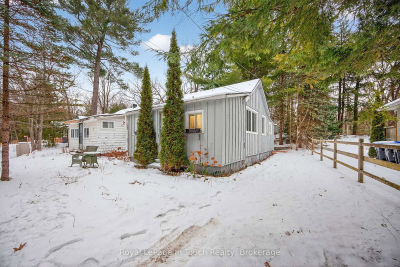 85 Tiny Beaches Rd S, Tiny, L0L 2J0 | Image 3