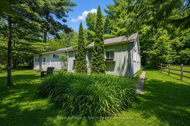 85 Tiny Beaches Road S