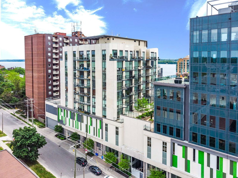 GPH1 - 111 Worsley St, Barrie, L4M 0J5 | Image 2