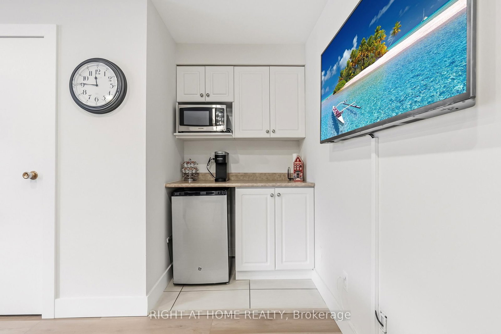 32 Matchedash Street N - Photo 18