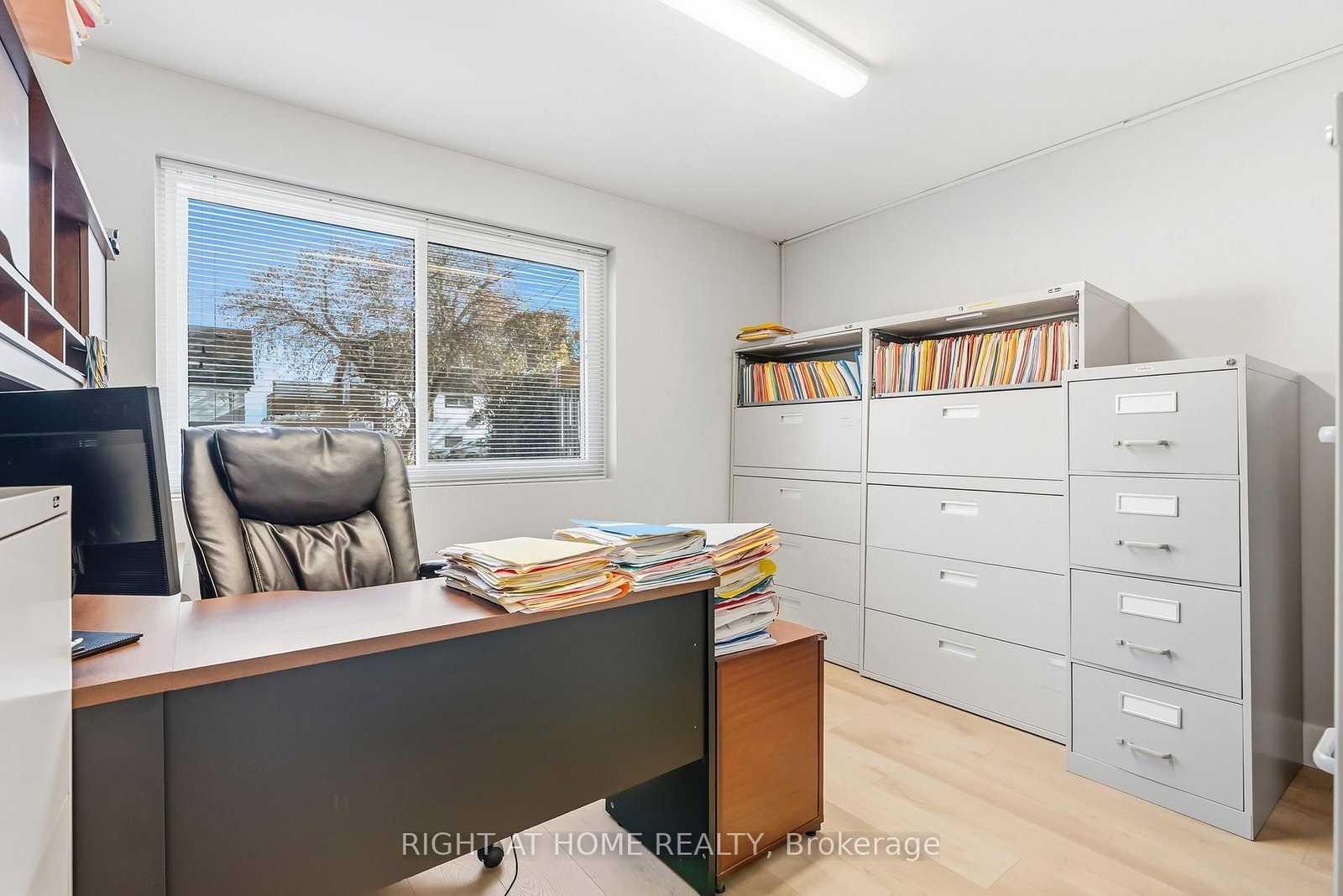 32 Matchedash Street N - Photo 39