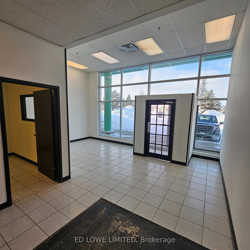 B2 - 21 COMMERCE PARK Dr, Barrie, L4N 8X1 | Image 3