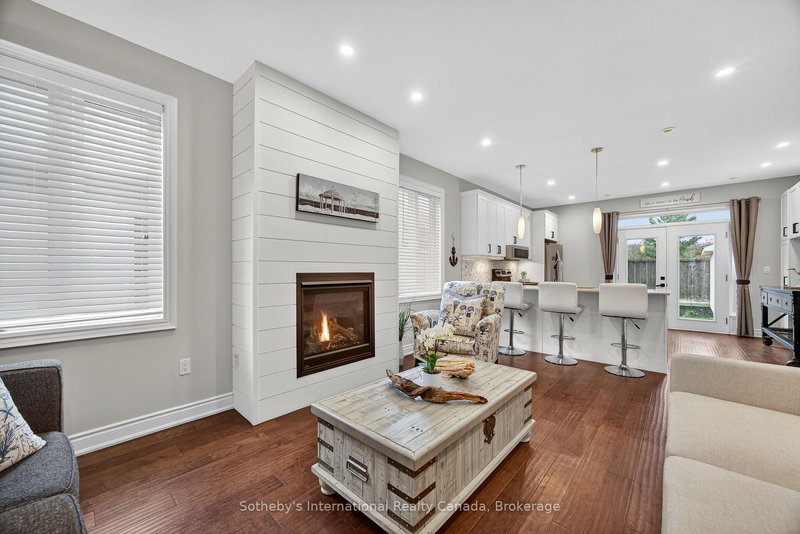 95 Wally Dr, Wasaga Beach, L9Z 0G5 | Image 3