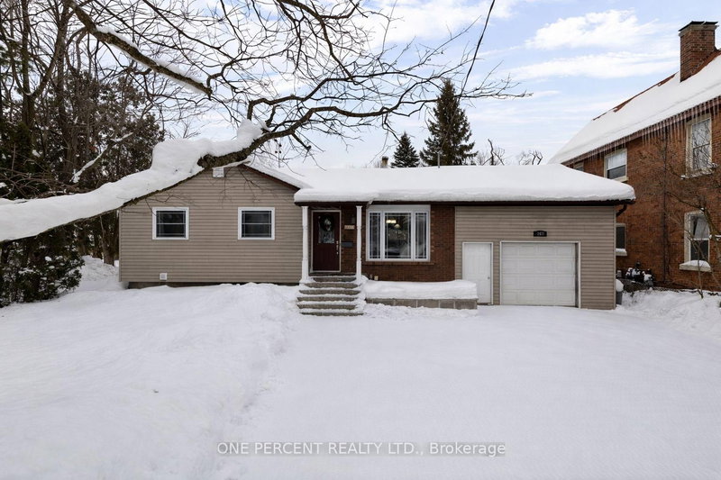268 MISSISSAGA St W, Orillia, L3V 3B8 | Image 2