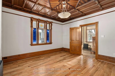 4514 Penetanguishene Road, Springwater, Ontario image-0-4