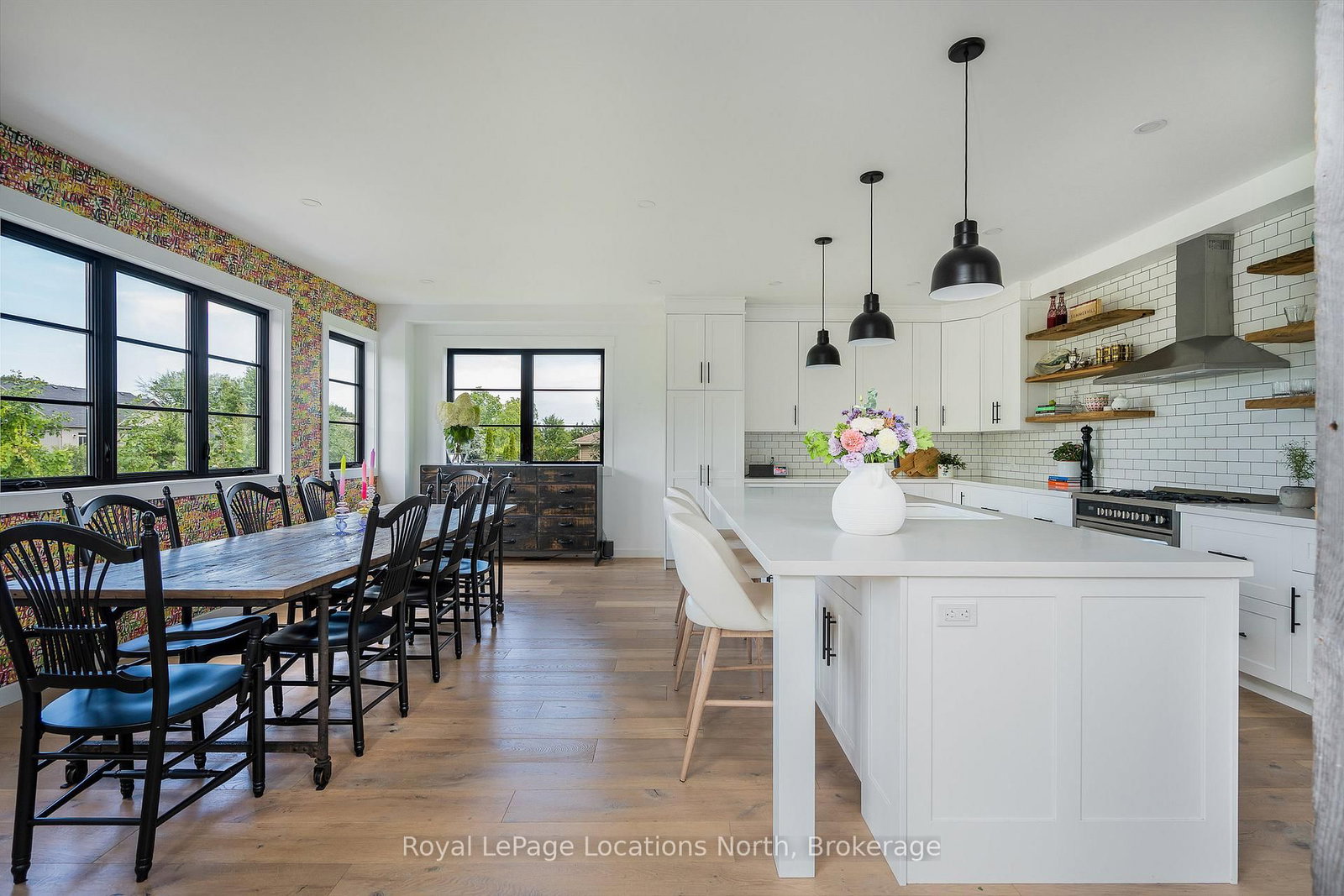 Detached House for sale at 49 Stanley Street, Collingwood, Ontario, L9Y 0G7 - Collingwood - MLS: S12653048