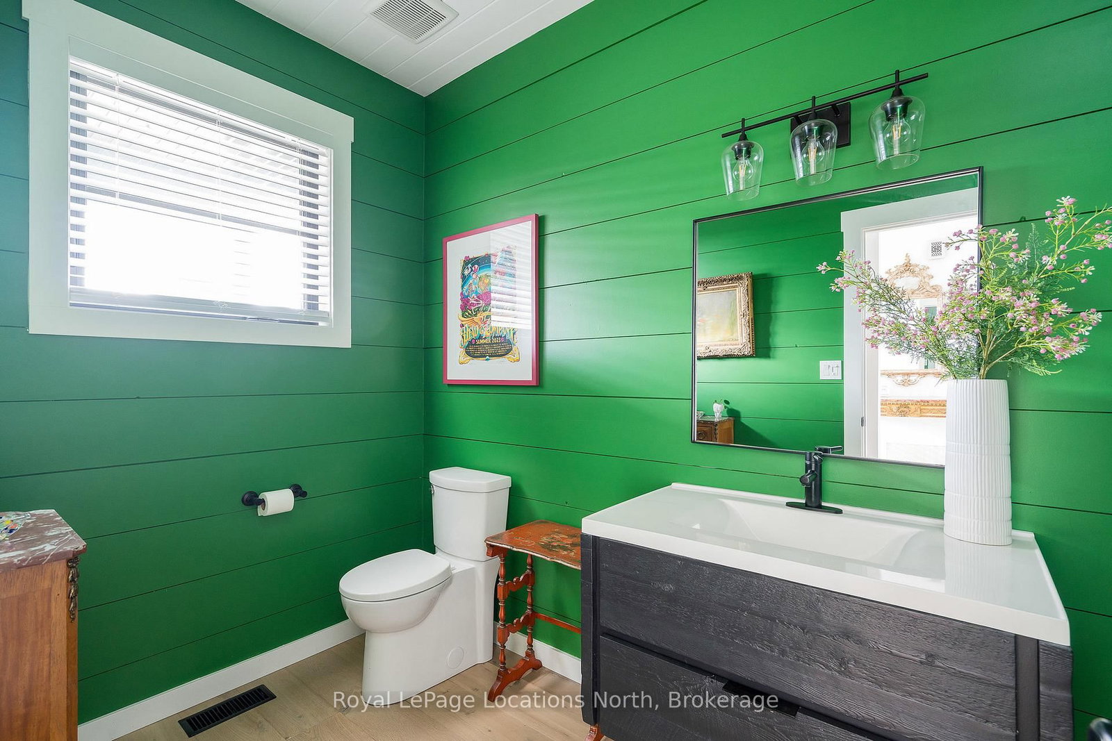 Detached House for sale at 49 Stanley Street, Collingwood, Ontario, L9Y 0G7 - Collingwood - MLS: S12653048