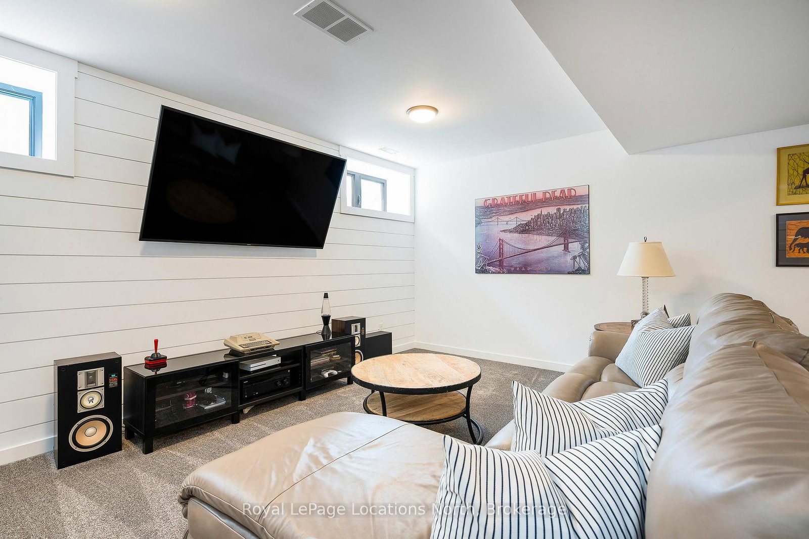 Detached House for sale at 49 Stanley Street, Collingwood, Ontario, L9Y 0G7 - Collingwood - MLS: S12653048