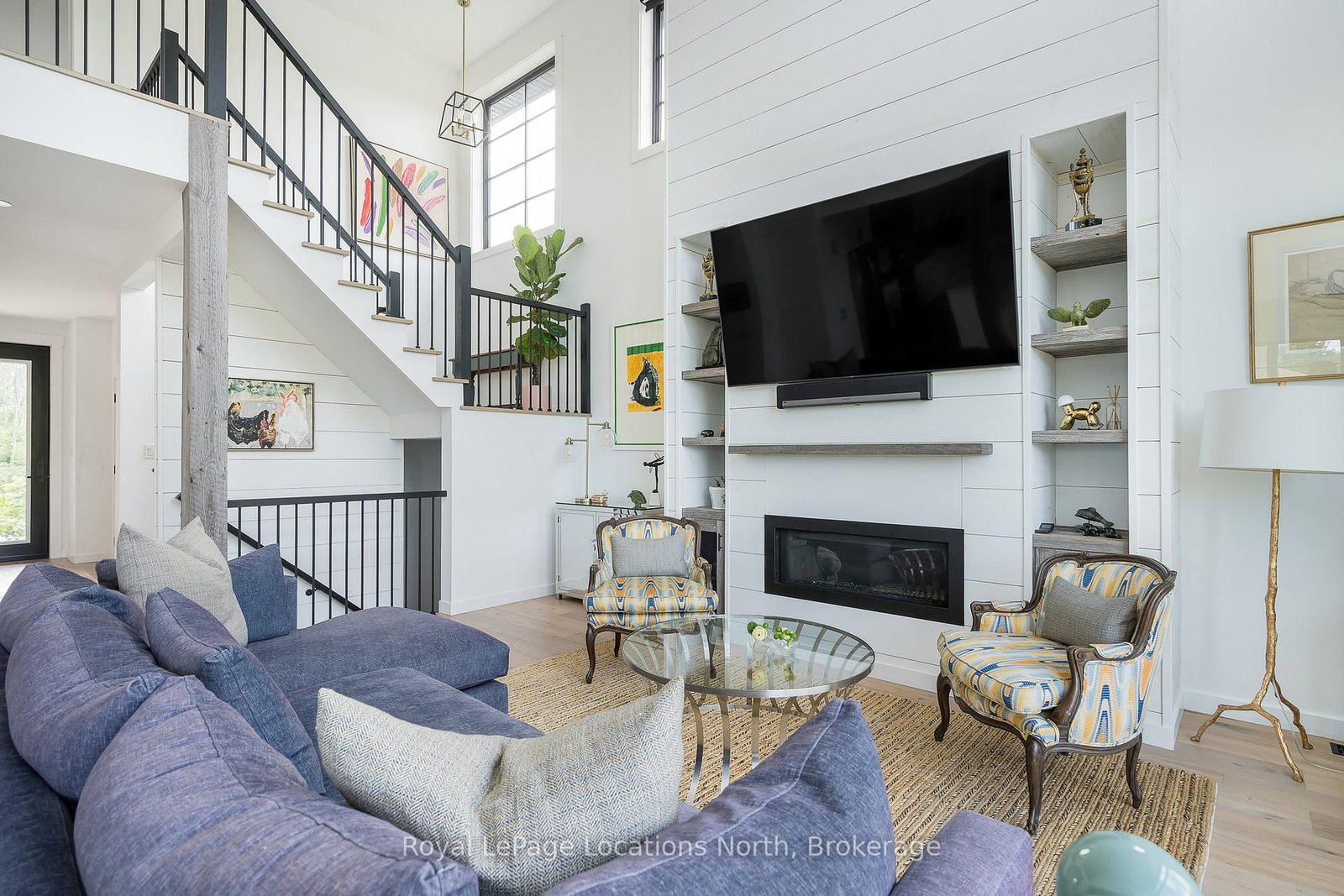 Detached House for sale at 49 Stanley Street, Collingwood, Ontario, L9Y 0G7 - Collingwood - MLS: S12653048