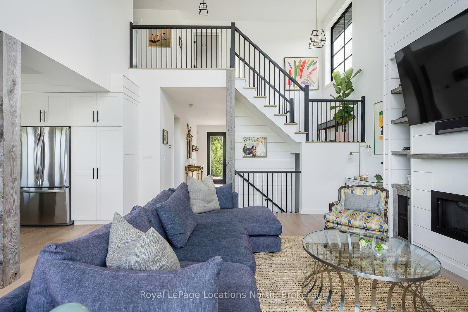 Detached House for sale at 49 Stanley Street, Collingwood, Ontario, L9Y 0G7 - Collingwood - MLS: S12653048