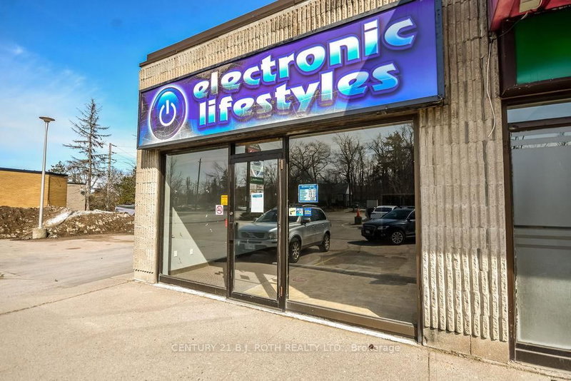 11 - 400 LACLIE St, Orillia, L3V 4P5 | Image 2