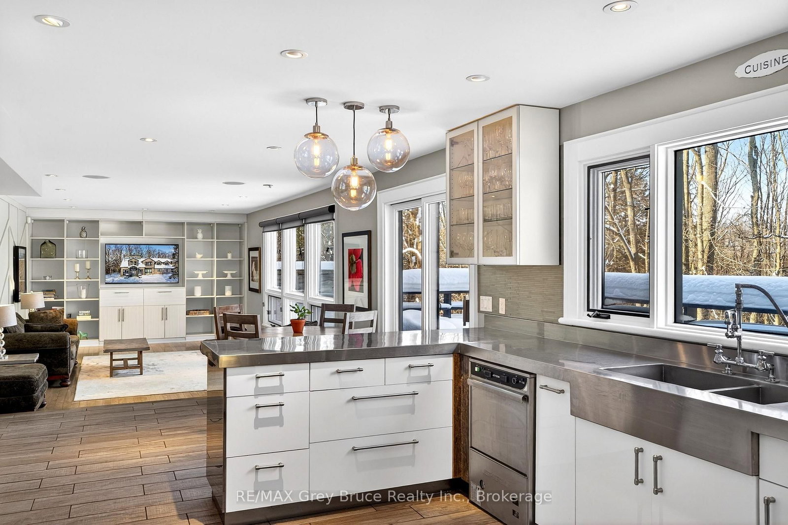 3476 Garden Of Eden Road • Clearview, ON photo 14