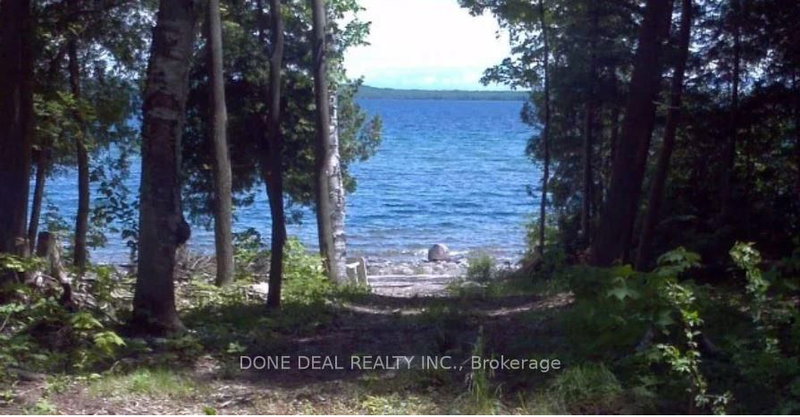 111 Nippissing Ridge Rd, Tiny, L9M 0H6 | Image 3