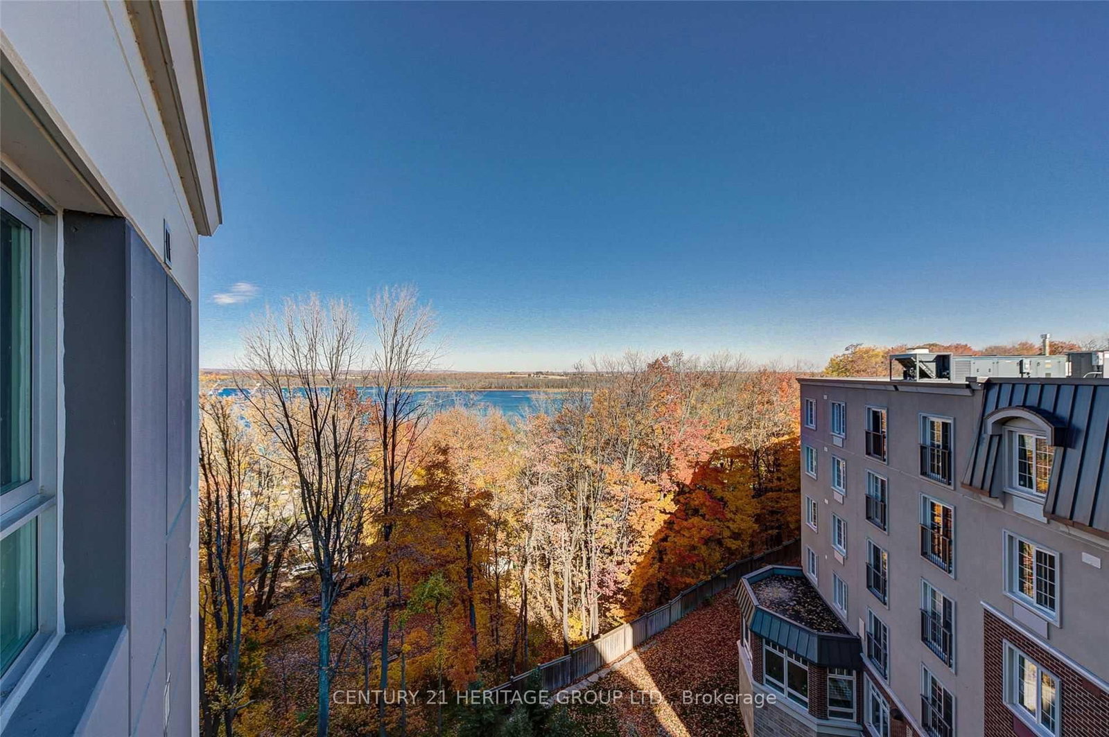 Condo for sale at 808-58 Lakeside Terrace, Barrie, Ontario, L4M 0L5 - Little Lake - MLS: S12667938