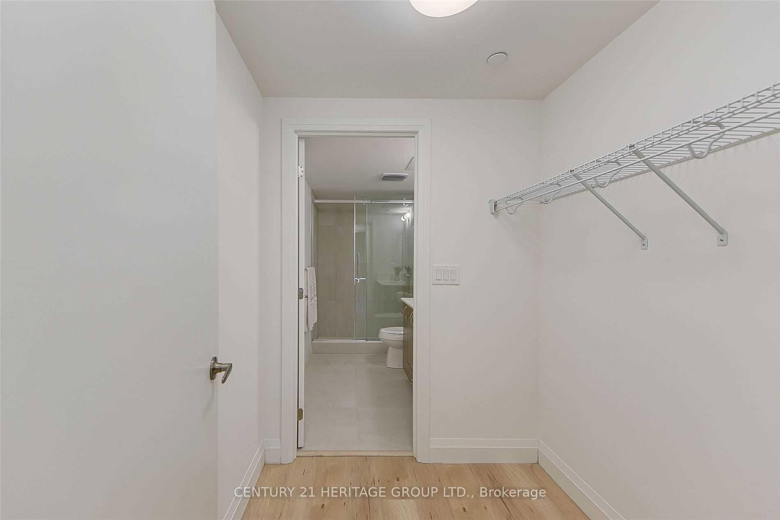 Condo for sale at 808-58 Lakeside Terrace, Barrie, Ontario, L4M 0L5 - Little Lake - MLS: S12667938