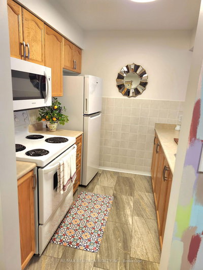 101-107 Bond Street, Orillia, Ontario image-0-4