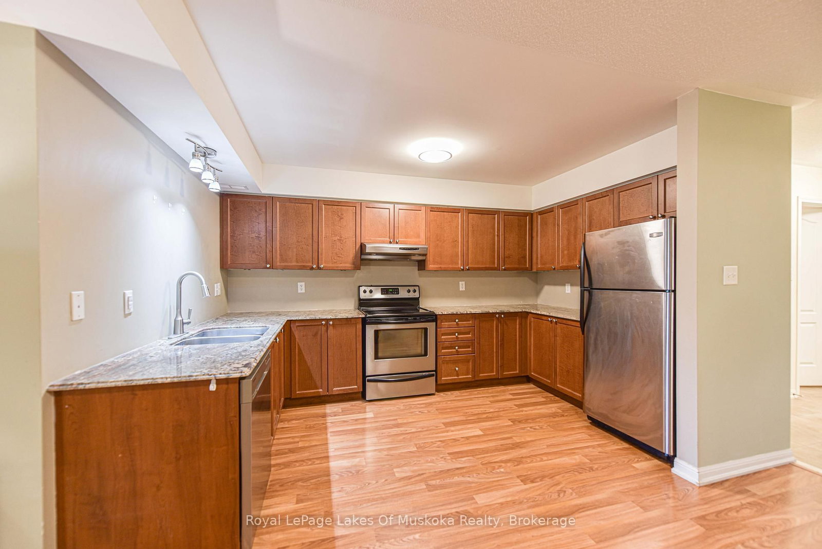 60 Mulligan Lane • #318 • Wasaga Beach, ON photo 15