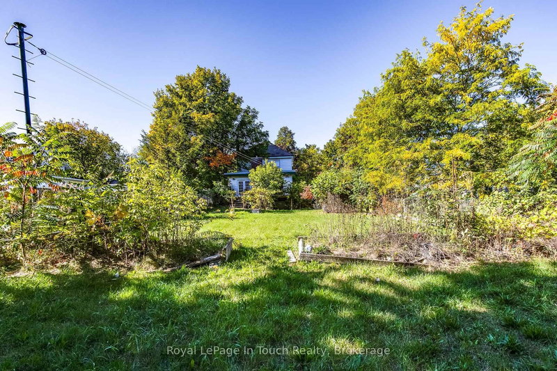 63 Fifth St E, Midland, L4R 3V4 | Image 3