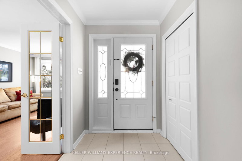 27 Ottaway Ave, Barrie, L4M 2W6 | Image 2