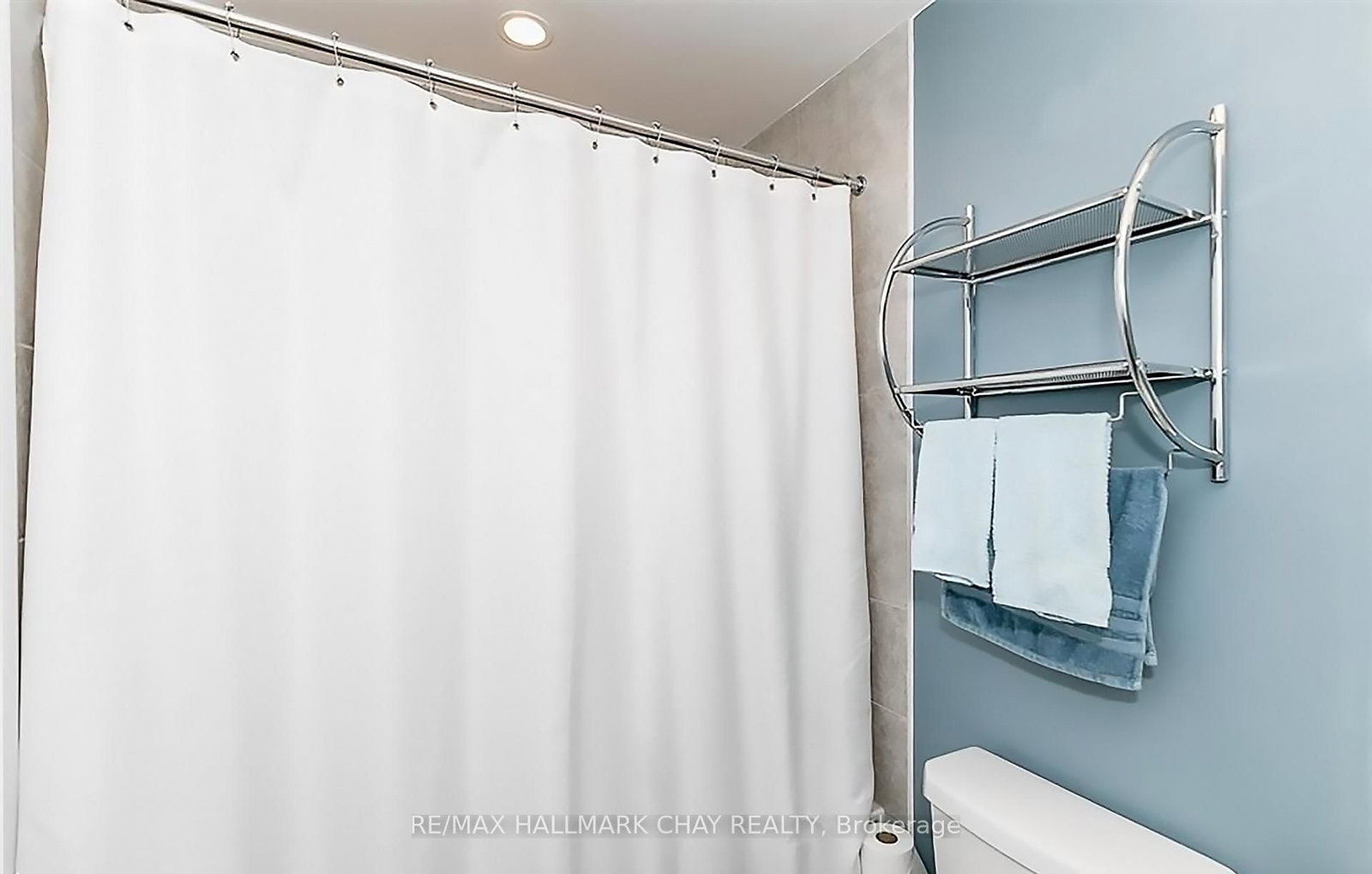 Condo for sale at 302-306 Essa Road, Barrie, Ontario, L9J 0H5 - Ardagh - MLS: S12689170