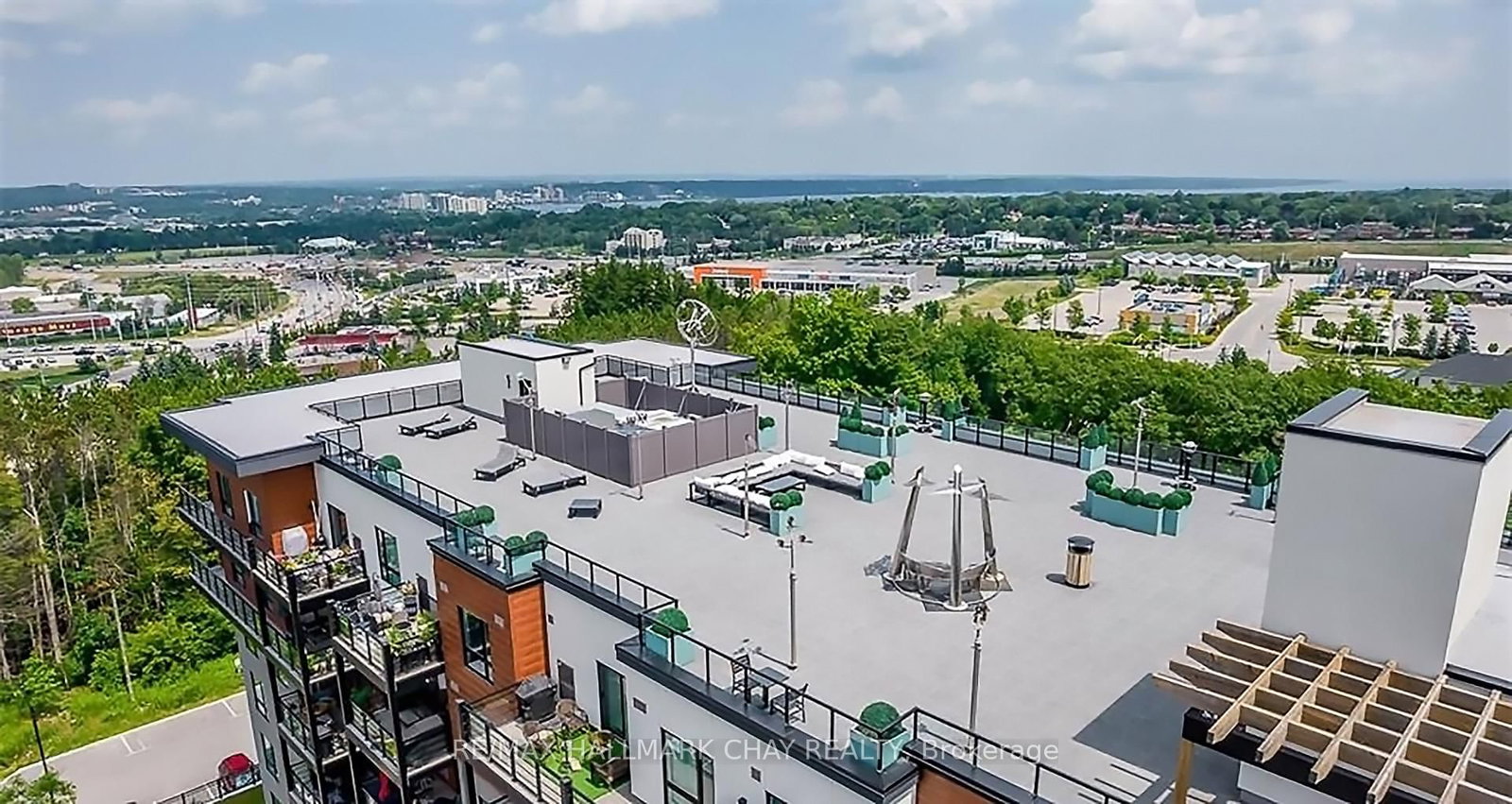 Condo for sale at 302-306 Essa Road, Barrie, Ontario, L9J 0H5 - Ardagh - MLS: S12689170