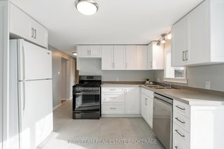 25 Ayling Reid Court