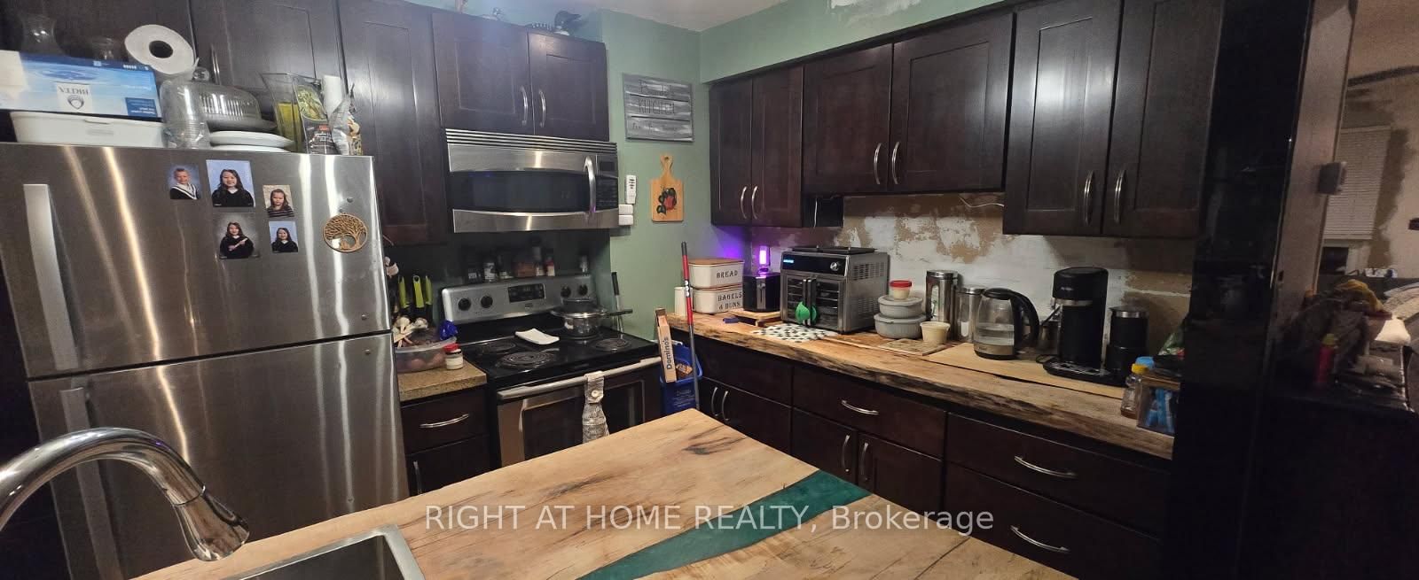 Townhouse for sale at K6-63 Ferris Lane, Barrie, Ontario, L4M 5C4 - Cundles East - MLS: S12696022