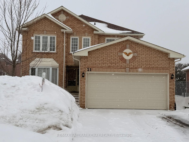 21 Barwick Dr, Barrie, L4N 6Z7 | Image 3
