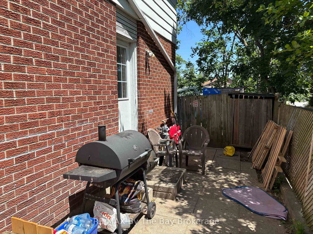 43 Christie Crescent