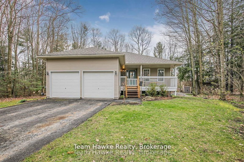 22 LAURIER Blvd, Tiny, L9M 0J2 | Image 3