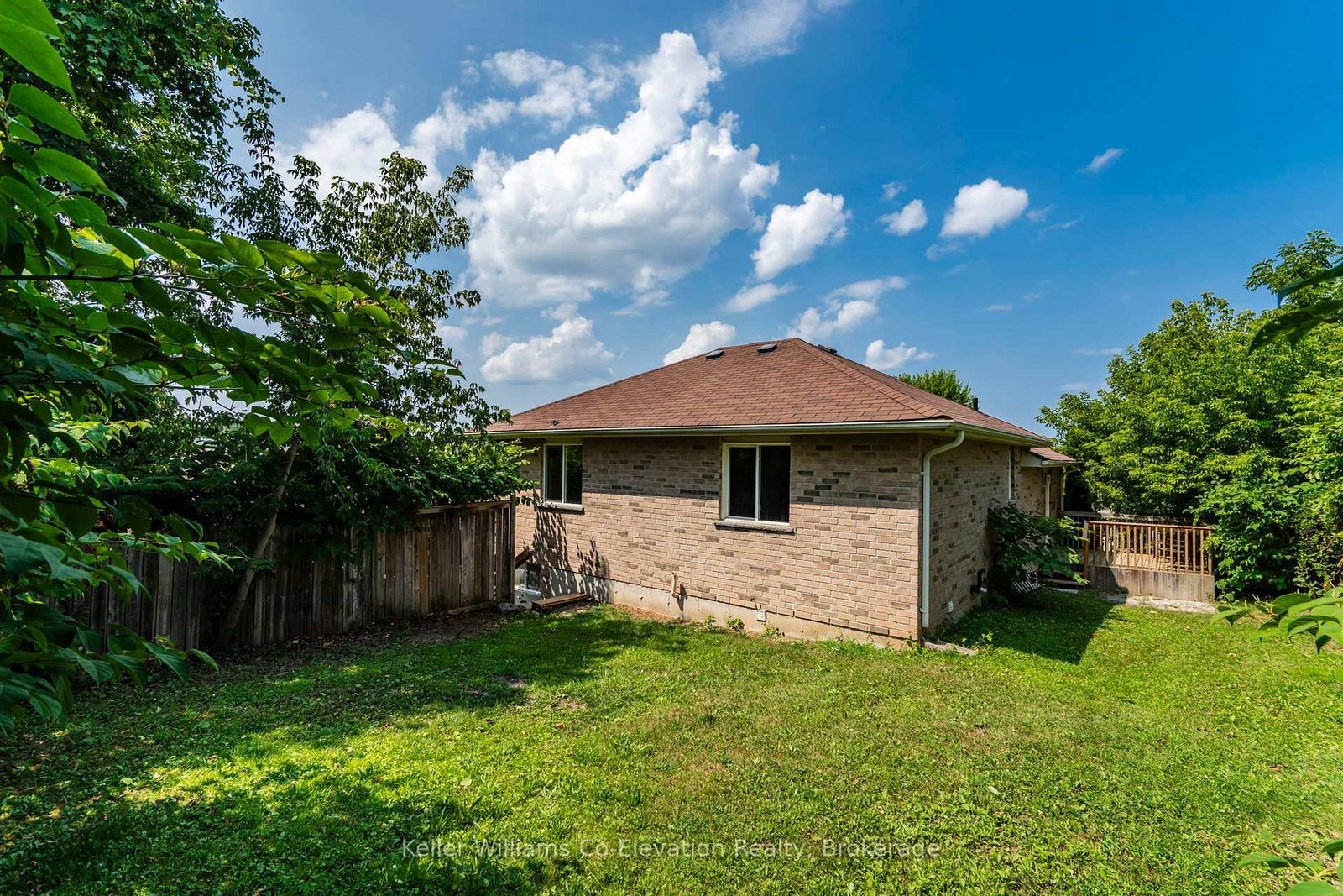 Listing Image 17