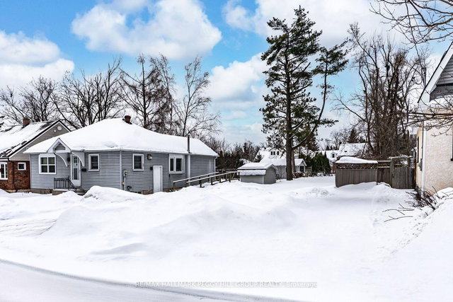 Plan 13 Parts 1 East Street