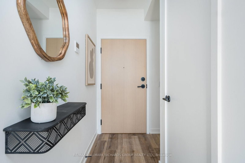 PH610 - 31 Huron St, Collingwood, L9Y 0E8 | Image 2