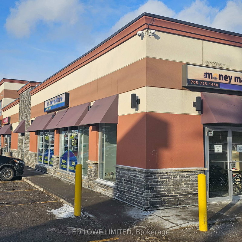 1 - 110 Little Ave, Barrie, L4N 4K8 | Image 3