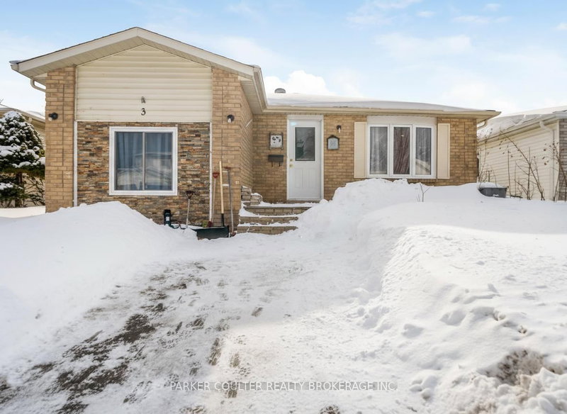 3 Hickling Tr, Barrie, L4M 5V7 | Image 3