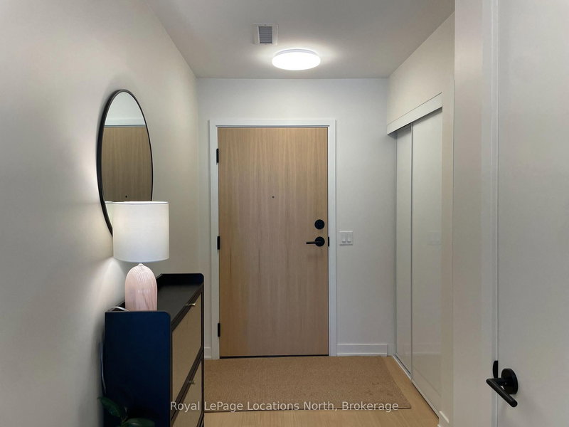 204 - 31 Huron St, Collingwood, L9Y 5T7 | Image 2