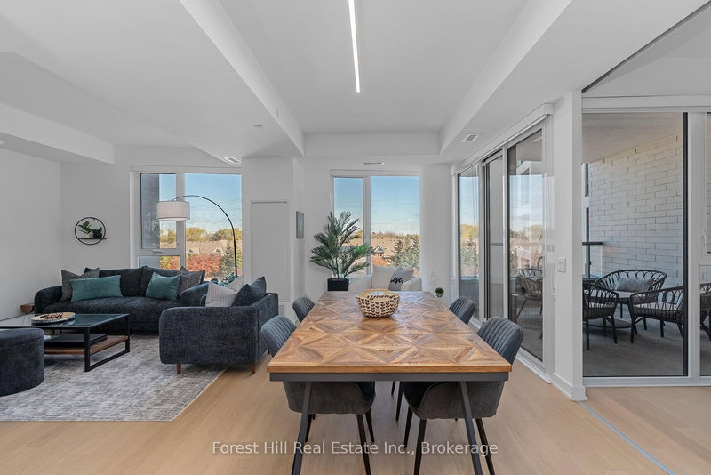326 - 31 Huron St, Collingwood, L9Y 0E8 | Image 2