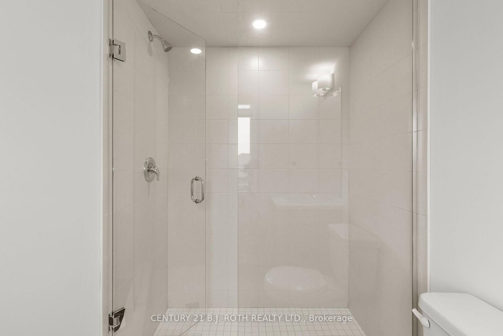 Townhouse for sale at 4-23 Hay Lane, Barrie, Ontario, L9J 0V6 - Innis-Shore - MLS: S12723892