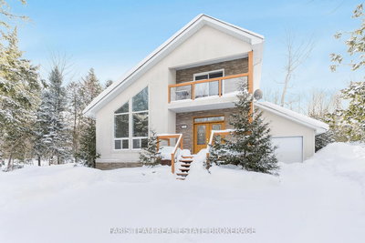 2384 Champlain Rd | Tiny | Image