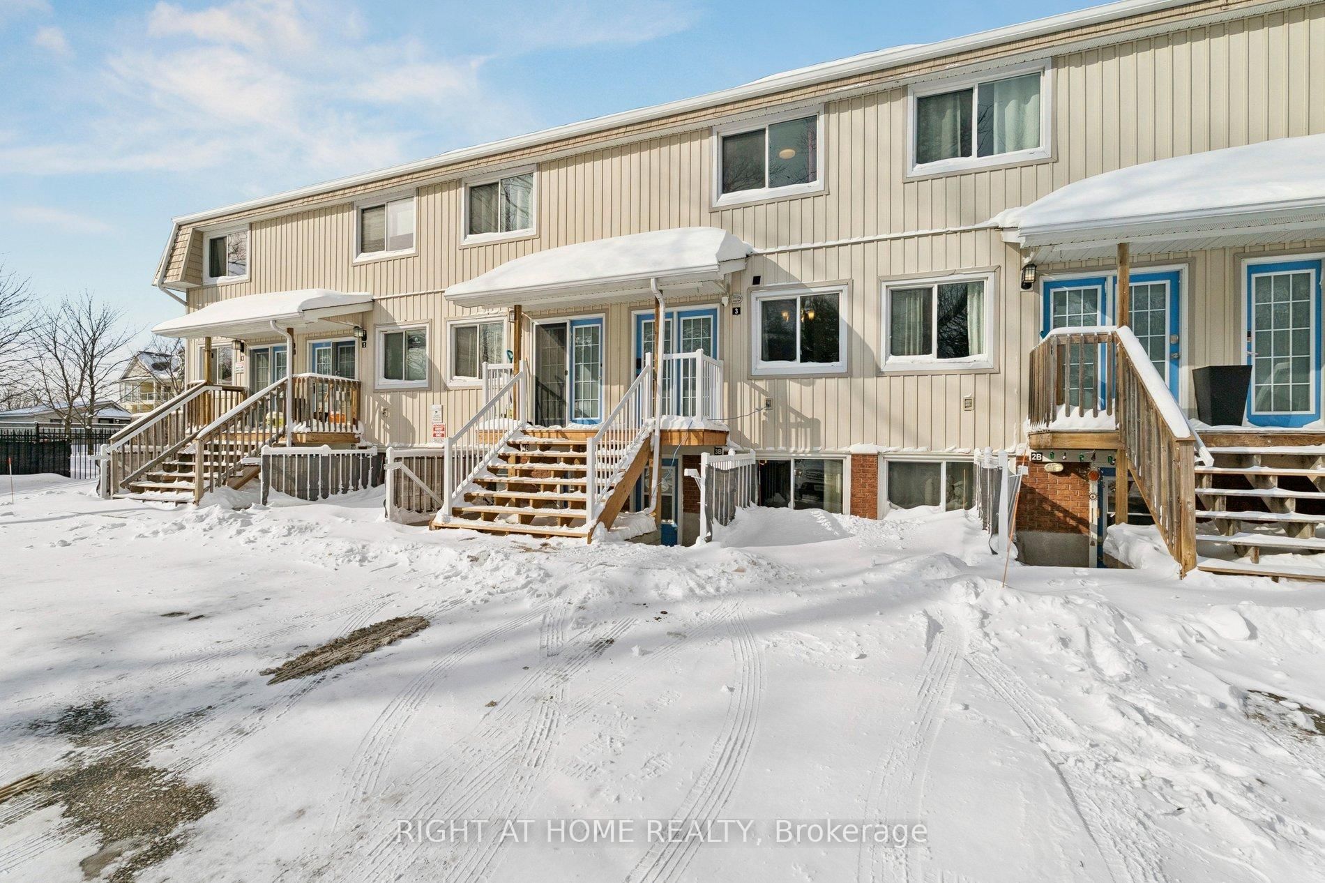 734 Shore Lane, Unit 3