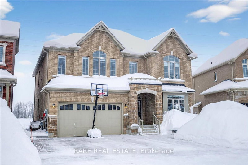 17 Sanford Circ, Springwater, L9X 2A8 | Image 2