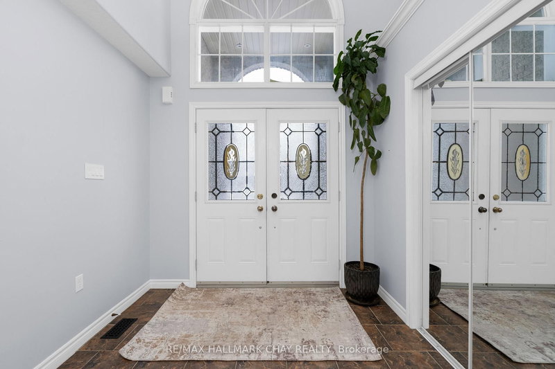 77 Sovereign's Gate, Barrie, L4N 0Y9 | Image 2