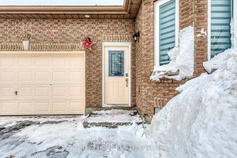 30 BRIGHTON Rd, Barrie, L4M 6S4 | Image 3