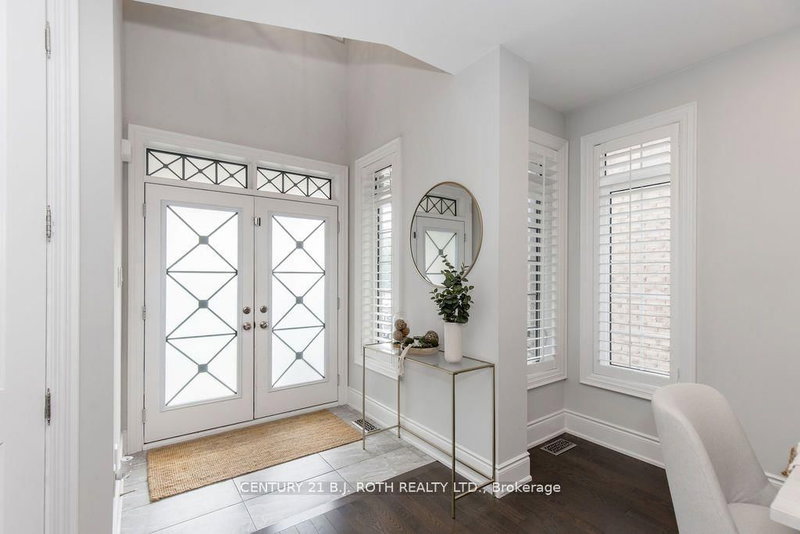 20 WESTMINSTER Circ, Barrie, L4M 0A3 | Image 3